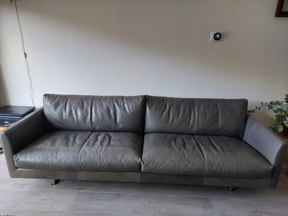 Image 1 of Montis Axel sofa