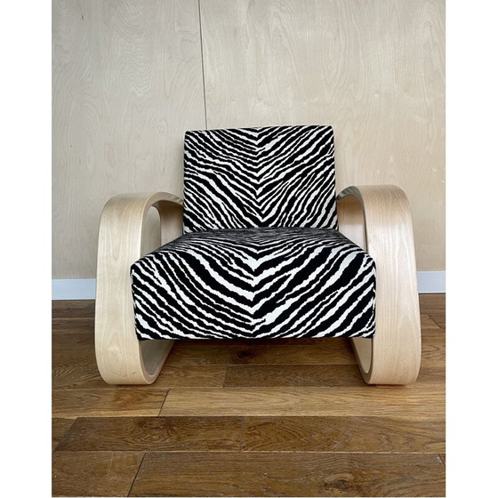 Image 1 of Mid century Zebra Tank armchair model 400 by Alvar Aalto for Artek, Finland 1970s