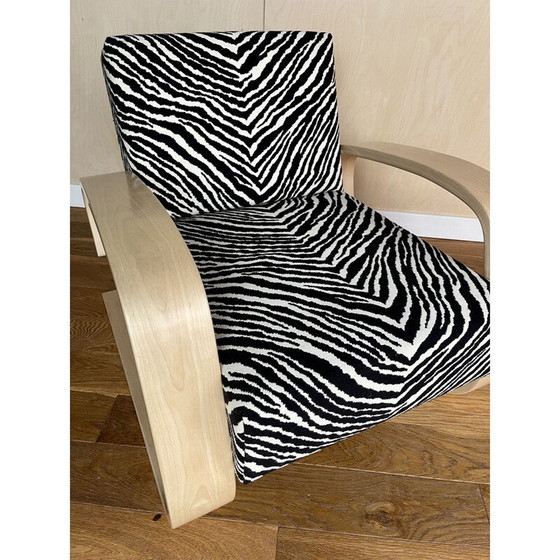 Image 1 of Mid century Zebra Tank armchair model 400 by Alvar Aalto for Artek, Finland 1970s