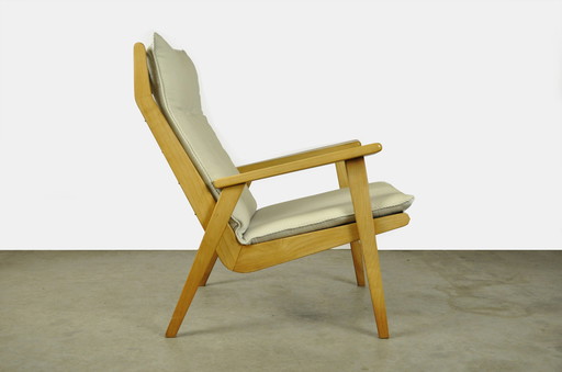 Fauteuil "Lotus" en hêtre de Gueldre par Rob Parry