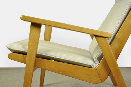 Image 1 of Gelderland beech "Lotus" armchair by Rob Parry