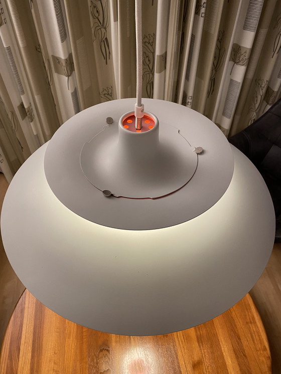 Image 1 of Louis Poulsen PH5 pendant lamp, in very good condition..