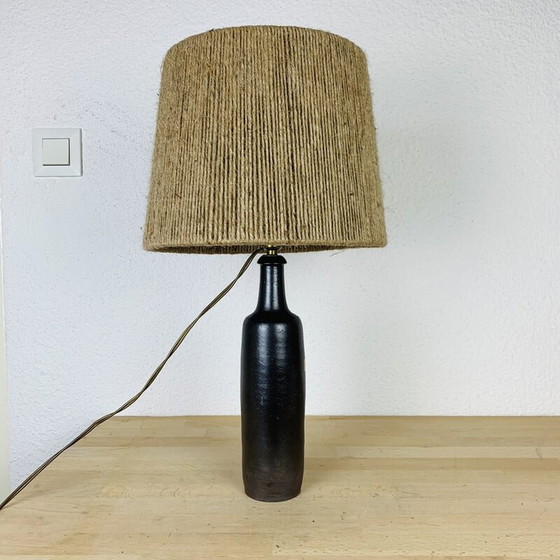 Image 1 of Lampada vintage in arenaria e bottiglia di corda