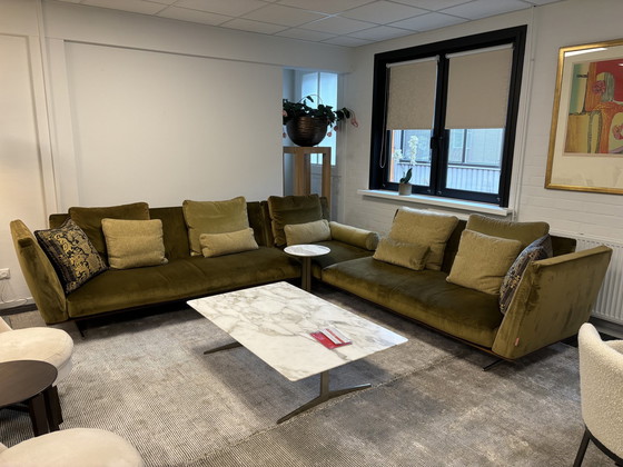 Image 1 of Flexform Evergreen Corner Sofa 310x320 in Velvet Forest Green