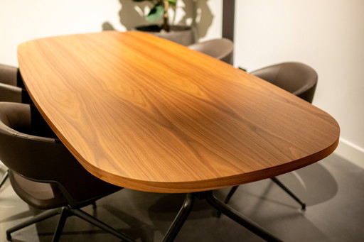 1 X Dining room table Flexform Academy