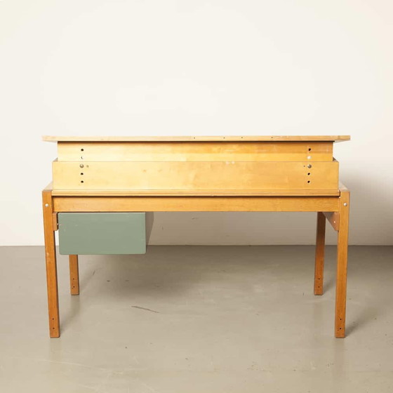 Image 1 of Ahrend De Cirkel drafting table