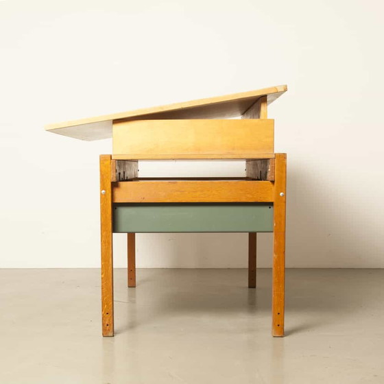 Image 1 of Ahrend De Cirkel drafting table