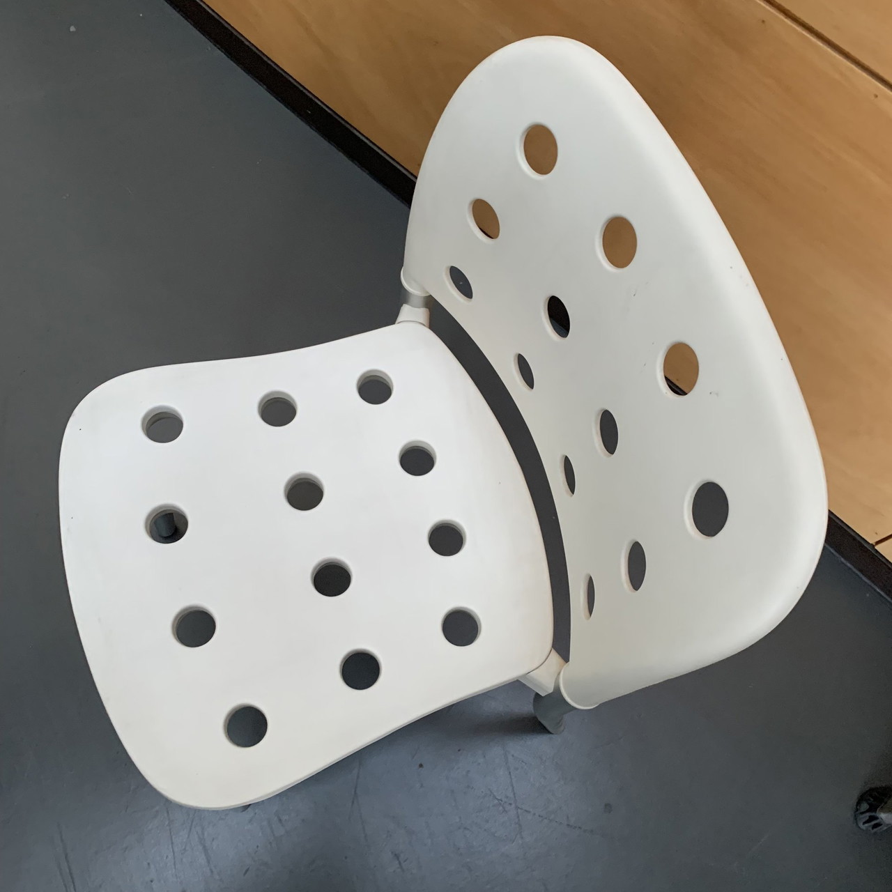 Halifax Minni chair from Citterio | €72 | Whoppah