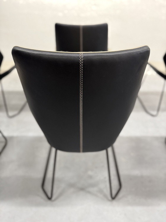 Image 1 of 6 nuevas sillas de comedor Leolux Mime de cuero negro Chuchubi