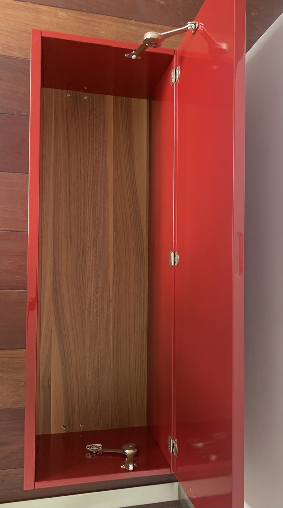 Image 1 of Hulsta High gloss burgundy wall cabinet