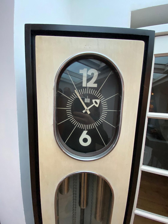 Image 1 of Horloge Melux en position verticale