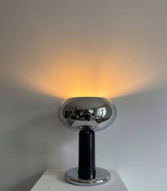 Image 1 of Lampada da tavolo vintage, metallo cromato e laccato nero, Italia anni '60