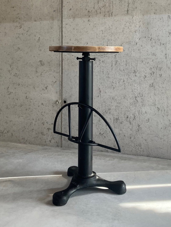 Image 1 of Vintage Industrial Singer Atelier Stool