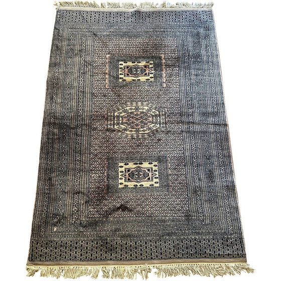 Image 1 of Vintage oriental rug in wool and silk, Pakistan 1970
