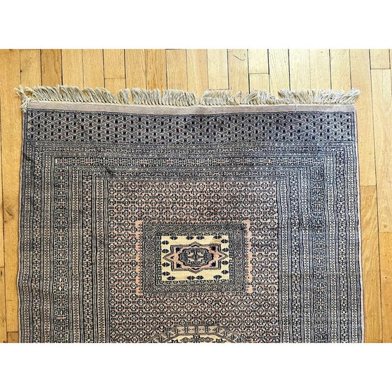 Image 1 of Vintage oriental rug in wool and silk, Pakistan 1970
