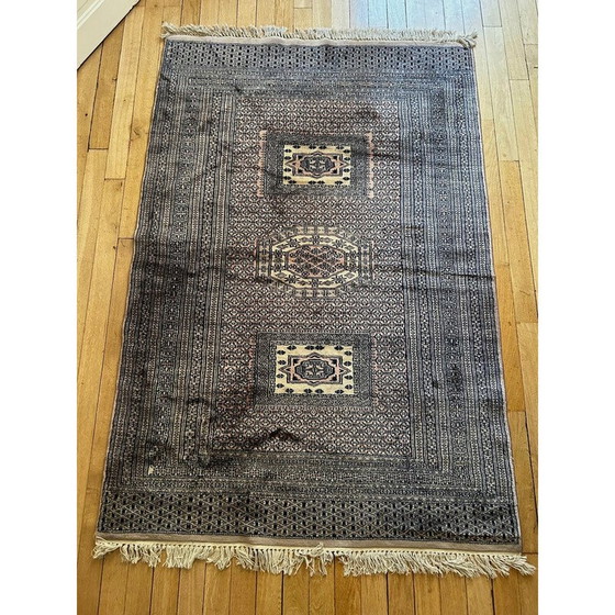 Image 1 of Vintage oriental rug in wool and silk, Pakistan 1970