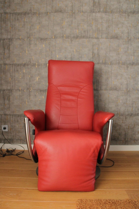 Image 1 of DS furniture electric stand up chair premium