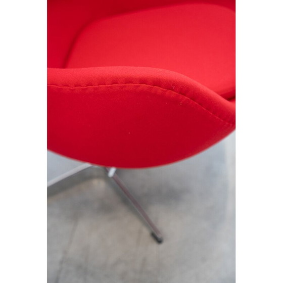 Image 1 of Vintage polyurethane armchair with ottoman by Arne Jacobsen for Fritz Hansen, Italy 1980