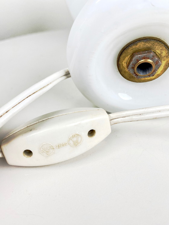 Image 1 of Rare White Italian 1950S Vintage 'Fungo' Small Table Lamp By Massimo Vignelli For Venini