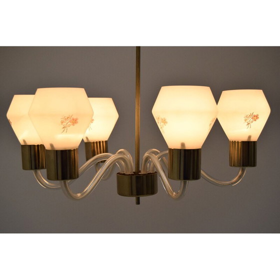 Image 1 of Lampadario vintage in vetro e ottone di Kamenicky Senov, Cecoslovacchia, 1960