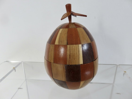 Image 1 of Secchiello per il ghiaccio in vero cocco ricoperto di intarsi, 1970