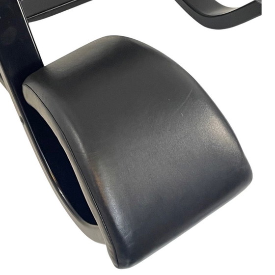 Image 1 of Peter Opsvik - Stokke - Gravity Balance (design form 1991) Ergonomically shaped Rocking chair - Black Leather and Black frame