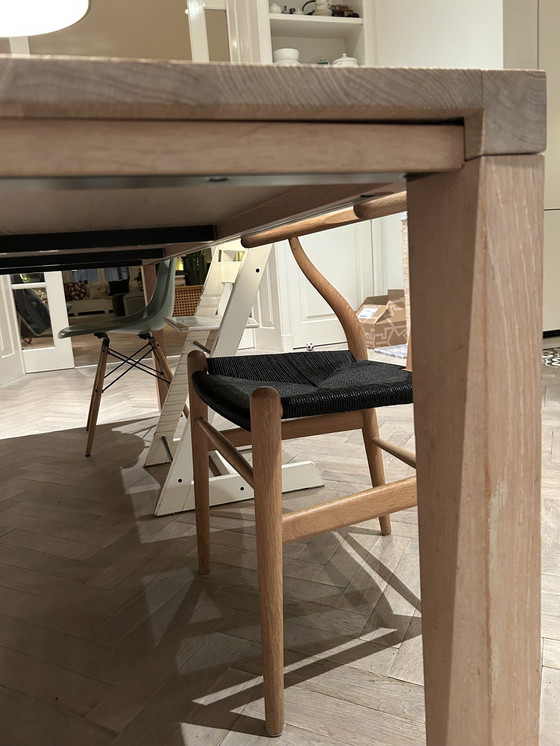 Image 1 of Arco Essenza Table