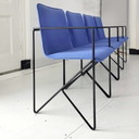 4 sedie blu postmoderne