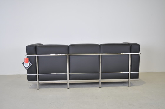 Image 1 of Cassina LC2 3-seater sofa (new)