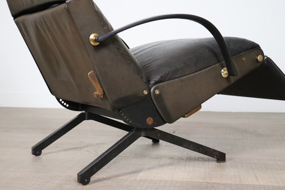 Image 1 of Chaise longue P40 d'Osvaldo Borsani pour Tecno en cuir d'origine, Italie, années 1960