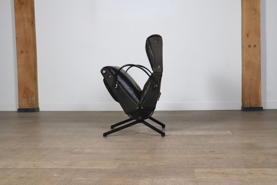 Image 1 of Chaise longue P40 d'Osvaldo Borsani pour Tecno en cuir d'origine, Italie, années 1960