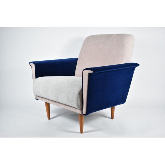 Poltrona vintage a forma di cigno in velluto tricolore, 1960 – Poltrone, Velvet (photo 11 of 13)