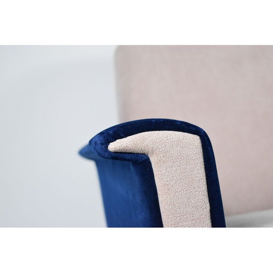 Poltrona vintage a forma di cigno in velluto tricolore, 1960 – Poltrone, Velvet (photo 6 of 13)