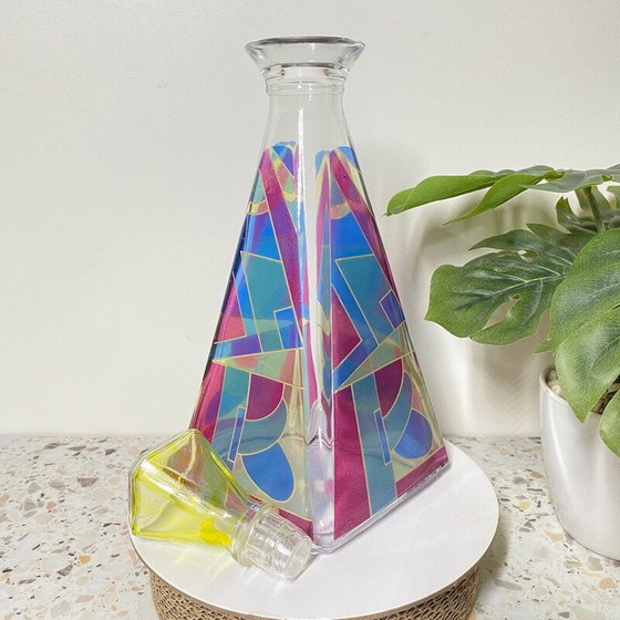 Image 1 of Vintage multi-colored pyramid-shaped carafe in Murano glass, Italy 1980