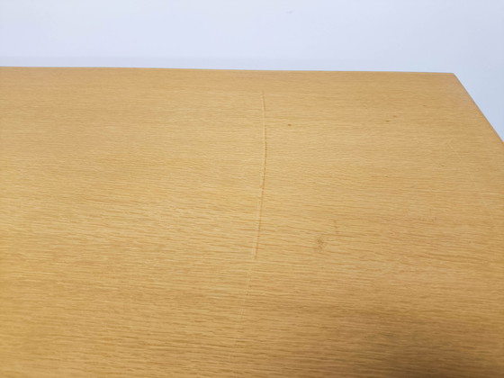 Image 1 of Vintage oak extendable dining table