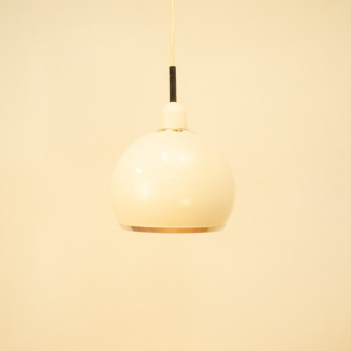 luminaire sphérique, métal laqué blanc, années 1970