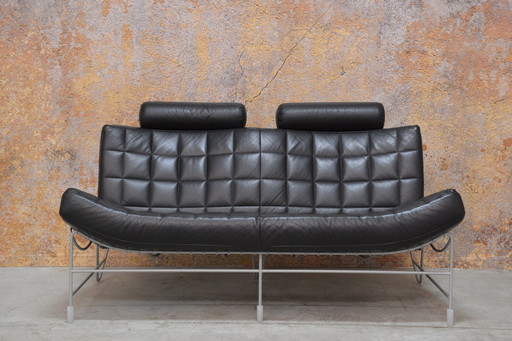 Black leather Leolux Volare designer two-seater sofa