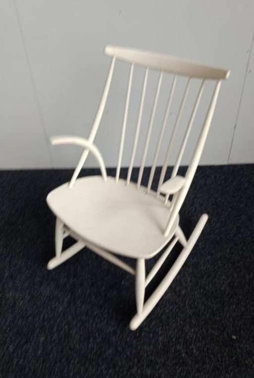 Illum Wikkelso Rocking Chair By Niels Eilersen