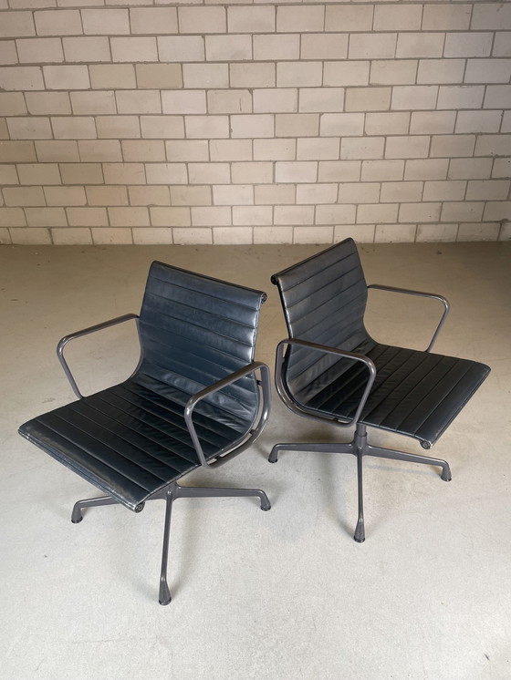 Image 1 of 4X Vitra Eames Ea 108 Chair Green Leather/Anthracite Frame