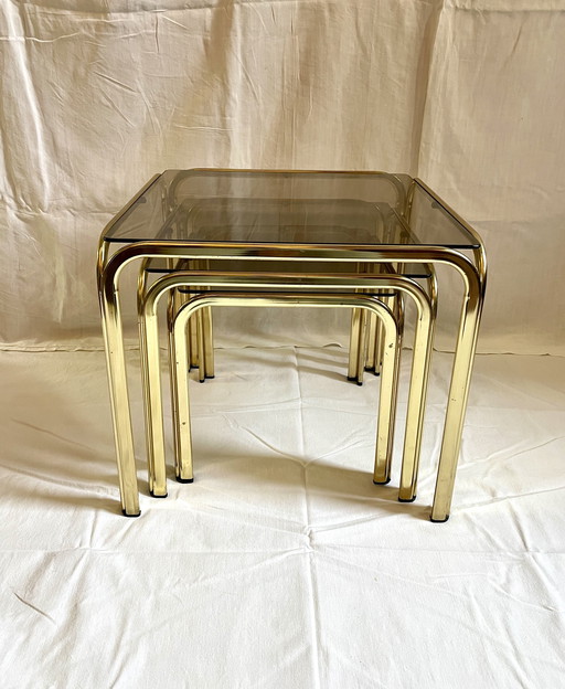 Nesting Tables 1970