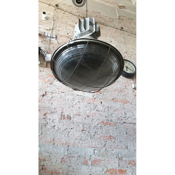 Image 1 of Lampada a sospensione industriale vintage di Mesko, 1990