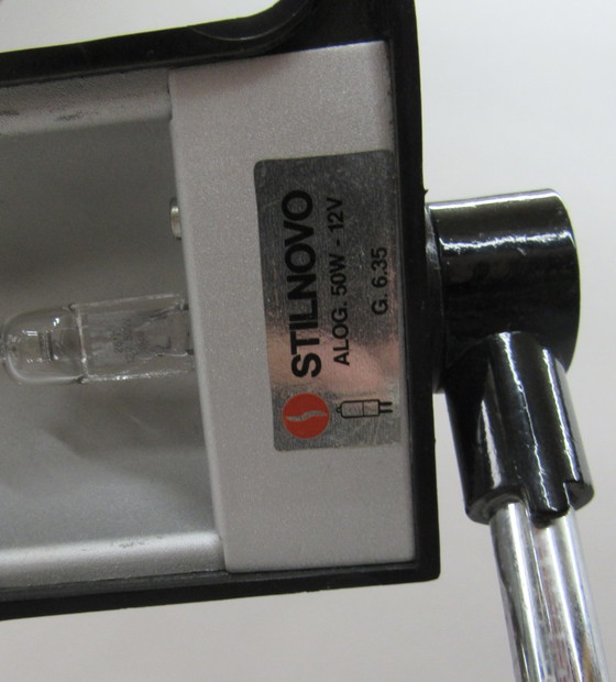 Image 1 of Lampe à poser vintage Maniglia Stilnovo