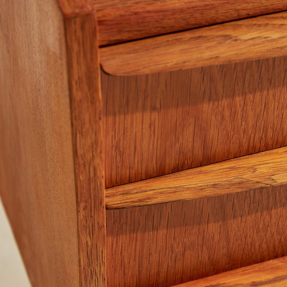 Image 1 of Mk10635 Restored Oak Nightstand