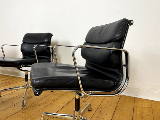 Image 1 of Set of 4 Vitra Soft Pad Chairs Ea 208 by Charles & Ray Eames