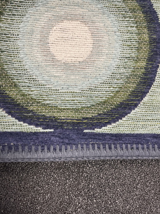 Image 1 of Leolux Pode Punto carpet Emerald green