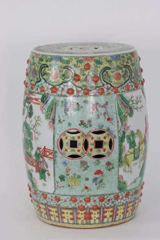 Chinese porcelain stool