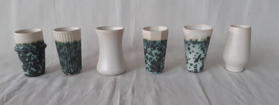 Image 1 of Set di 6 tazze da tè e caffè multiculturali in ceramica – Liane Castermans