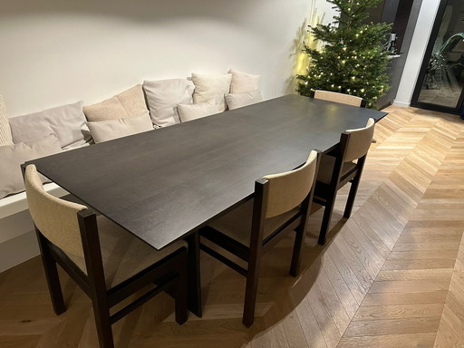 Arco Lance Design Table