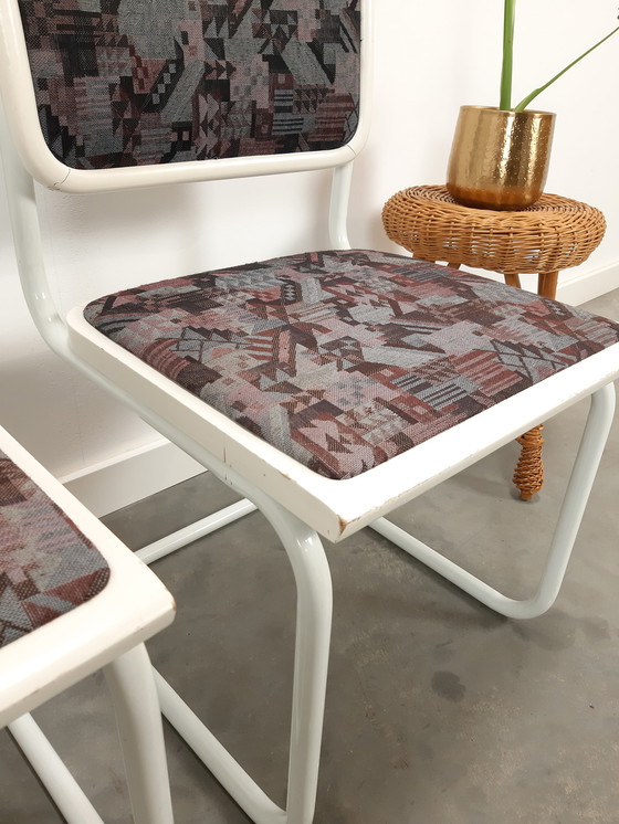 Image 1 of 2 chaises vintage à structure tubulaire