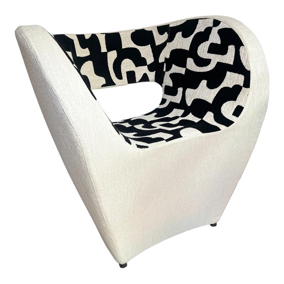 Image 1 of 'Little Albert' recliner by Ron Arad from Moroso reupholstered in Aldeco fabric